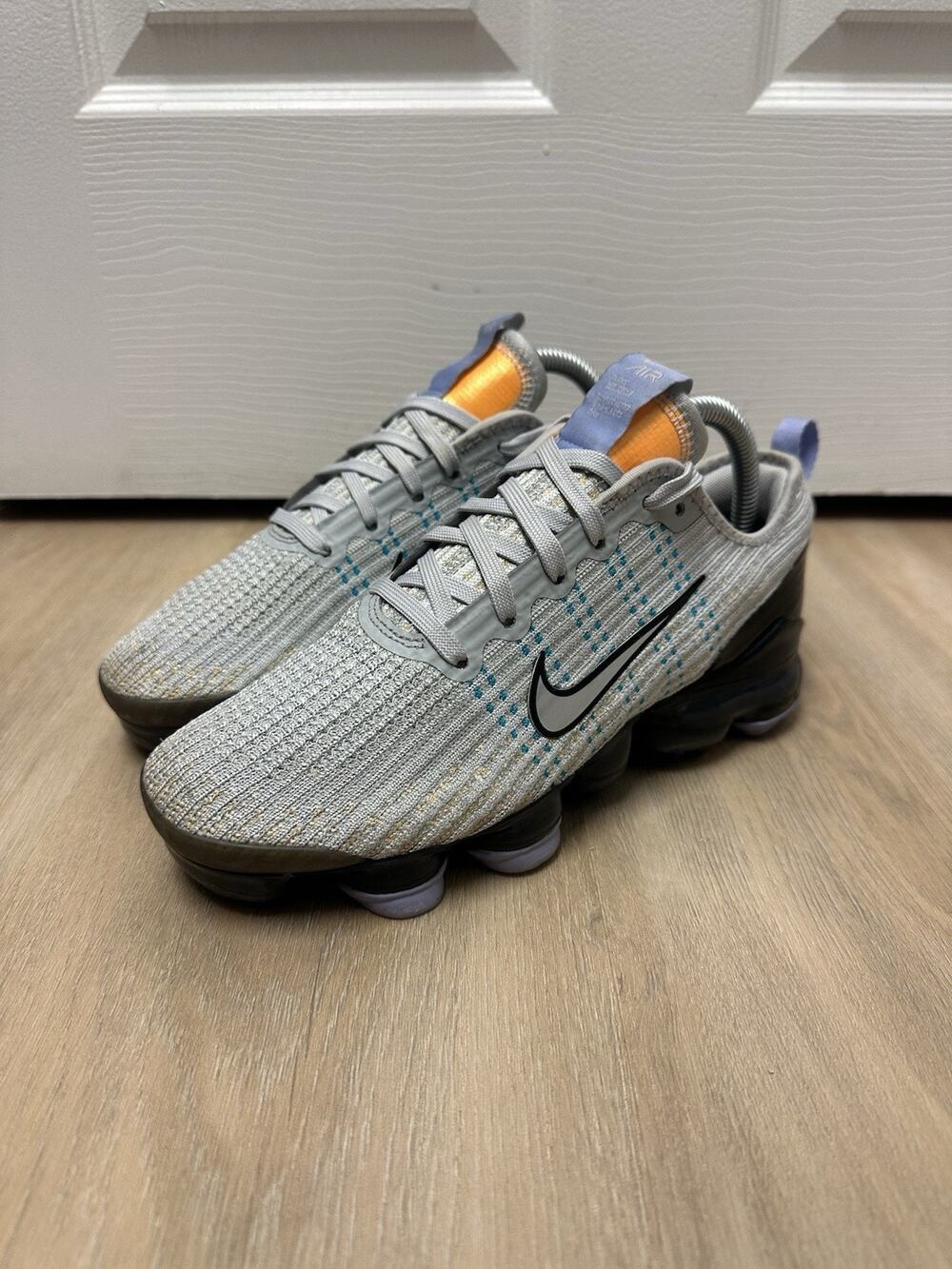 Nike Air Vapor Max Flyknit 3 GS Athletic Shoes BQ5238 007 Size 5.5Y